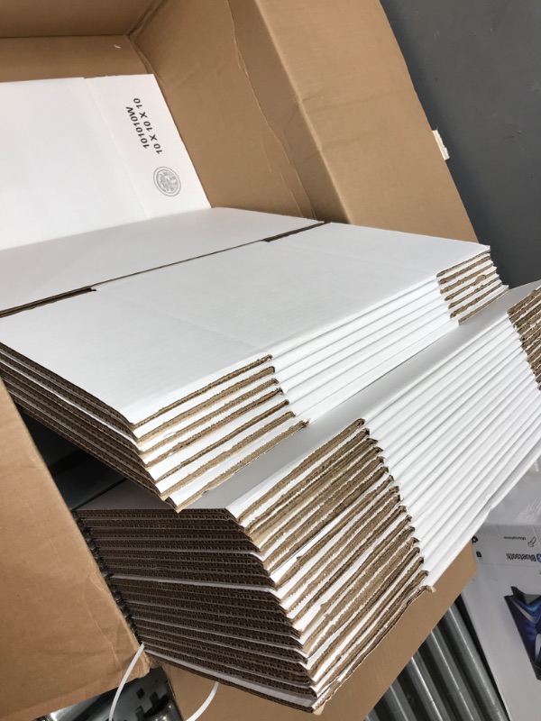 Photo 2 of 
10" x 10" x 10" White Corrugated Boxes (25/Pack)