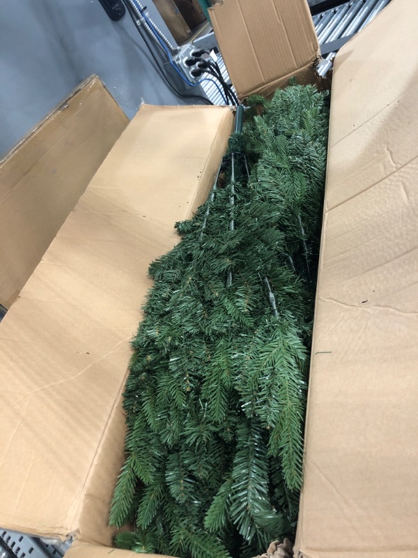 Photo 2 of 7 FT Artificial Christmas Tree with 1971 PE&PVC Mixed Branch Tips, Unlit Hinged Premium Spruce Fake Xmas Trees, Green, Foldable Base 7FT-1971Tips