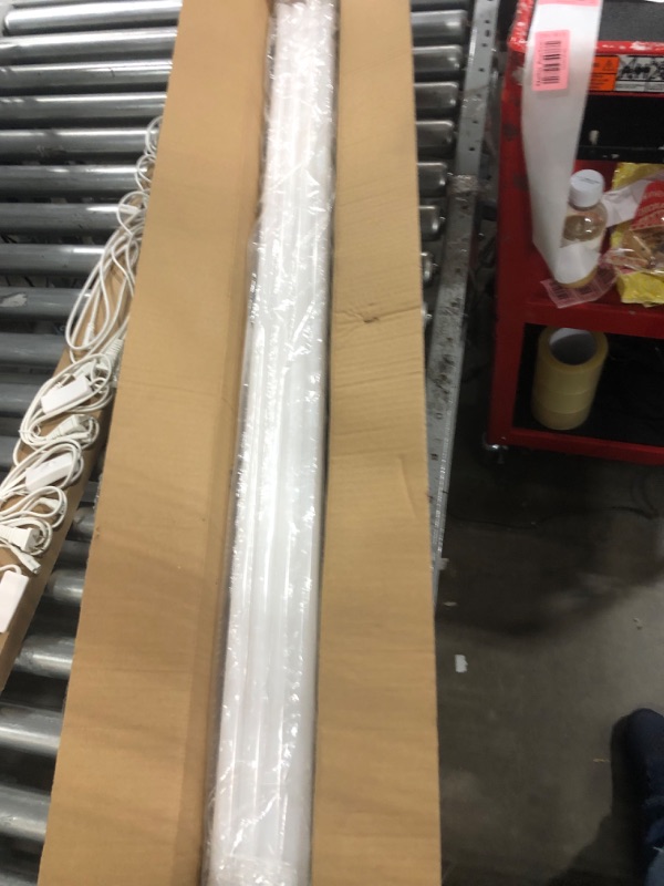 Photo 1 of (6 Pack) Barrina LED T5 Integrated Single Fixture, 4FT, 2200lm, 6500K (Super Bright White), 20W, Utility LED Shop Light, Ceiling and Under Cabinet Light, Corded Electric with ON/OFF Switch, ETL Listed 6-pack (6-power Cords)