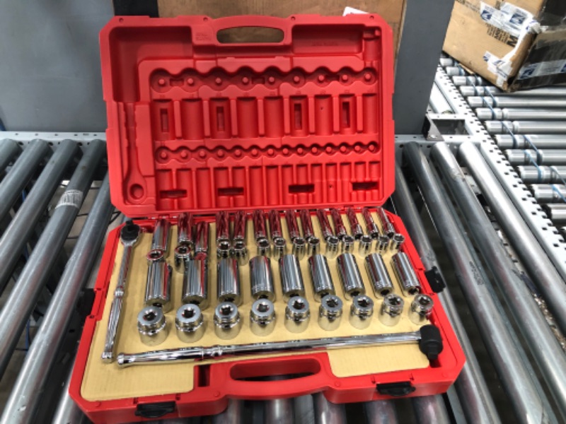 Photo 2 of (READ NOTES) TEKTON 1/2 Inch Drive 6-Point Socket and Ratchet Set, 84-Piece (3/8 - 1-5/16 in., 10-32 mm) | SKT25302 84-Piece (3/8 - 1-5/16 in., 10-32 mm) Set