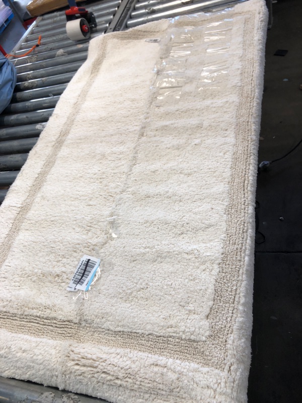 Photo 1 of 52 " X  30 " WHITE BATHROOM RUG  