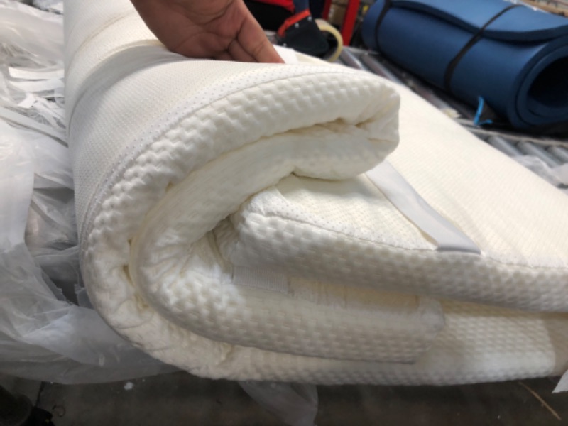 Photo 1 of 73X24  WHITE MATTRESS TOPPER 1"