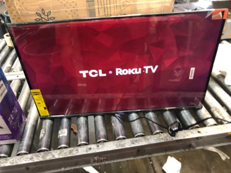 Photo 4 of TCL 32" Class 3-Series Full HD 1080p LED Smart Roku TV - 32S359