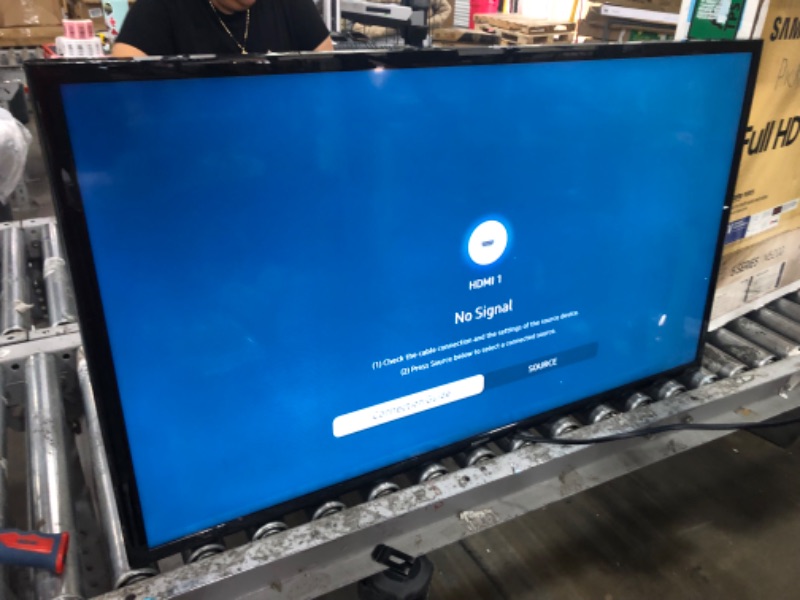 Photo 3 of SAMSUNG 40-inch Class LED Smart FHD TV 1080P (UN40N5200AFXZA, 2019 Model)