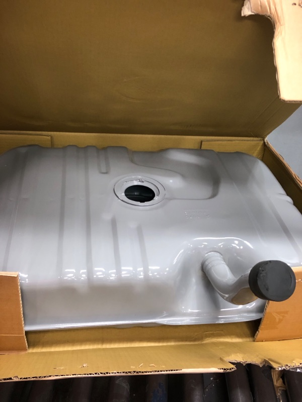 Photo 2 of 17 Gallon Gas Fuel Tank for 84-87 Buick Regal Grand National
