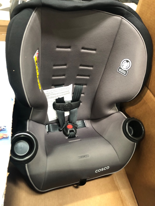 Photo 2 of Cosco Onlook 2-in-1 Convertible Car Seat, Rear-Facing 5-40 pounds and Forward-Facing 22-40 pounds and up to 43 inches, Black Arrows model cc331d1dfl