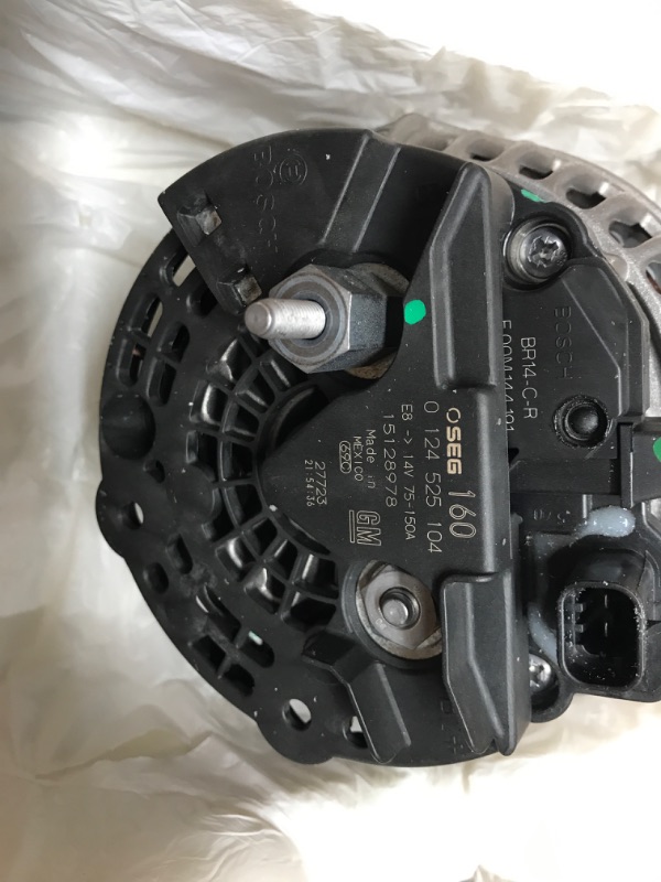 Photo 3 of ACDelco GM Genuine Parts 15128978 Alternator