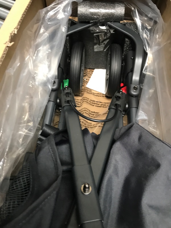 Photo 1 of ***PARTA ONLY NOT FUNCTIONAL***G-Luxe Stroller – Jake (Charcoal/Carbon)