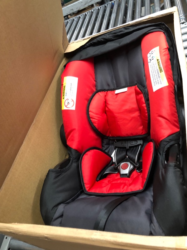 Photo 2 of Baby Trend Lightweight EZ-Lift PLUS 35 Infant Car Seat with Base
