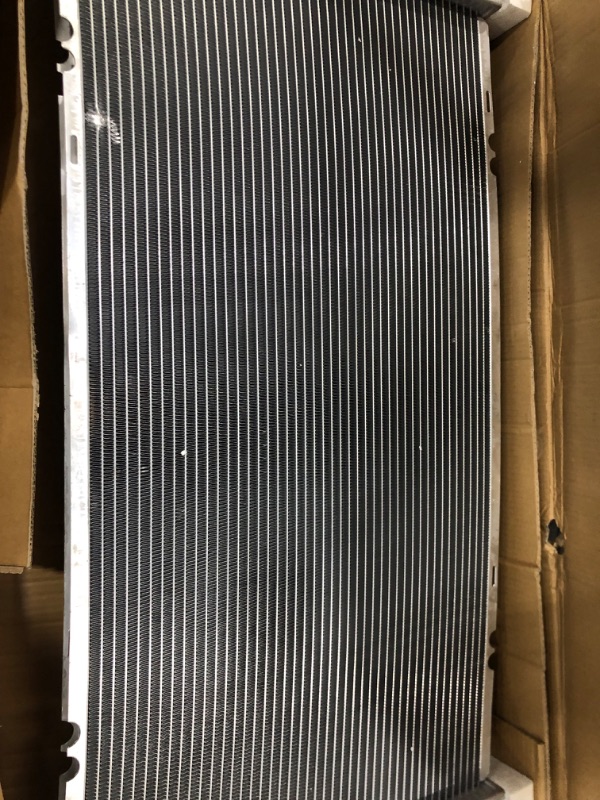 Photo 2 of DWVO 34 Inch Core Radiator Compatible with Chevy Silverado Suburban Tahoe Cadillac Avalanche Escalade GMC Yukon Sierra Hummer H2 4.3L 4.8L 5.3L 6.0L 6.2L DWRD1004