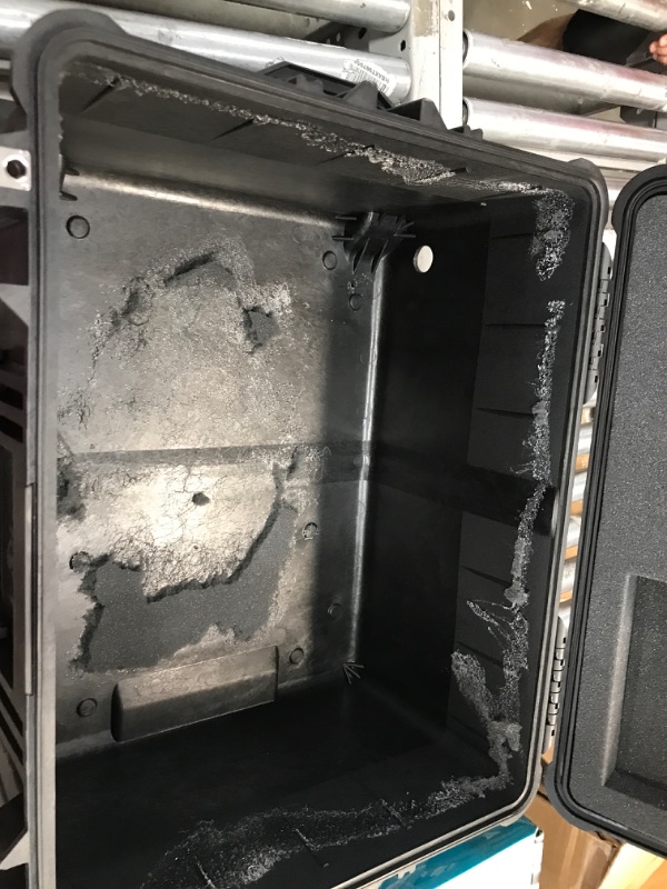 Photo 3 of Pelican 1620 Case With Foam (Black) With Foam Black Frustration-Free Packaging