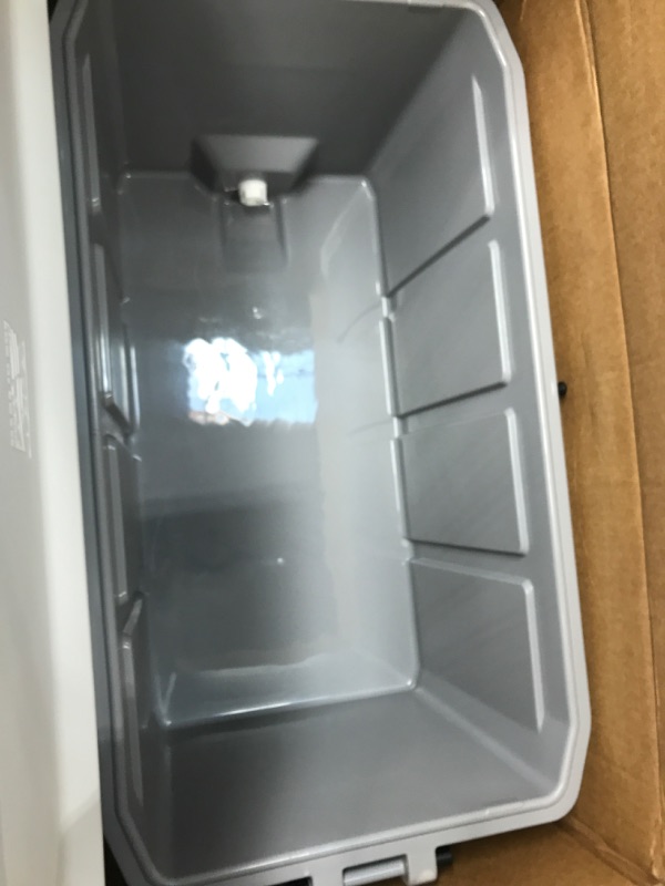 Photo 3 of Igloo Marine Ultra Coolers Cooler 70 Qt