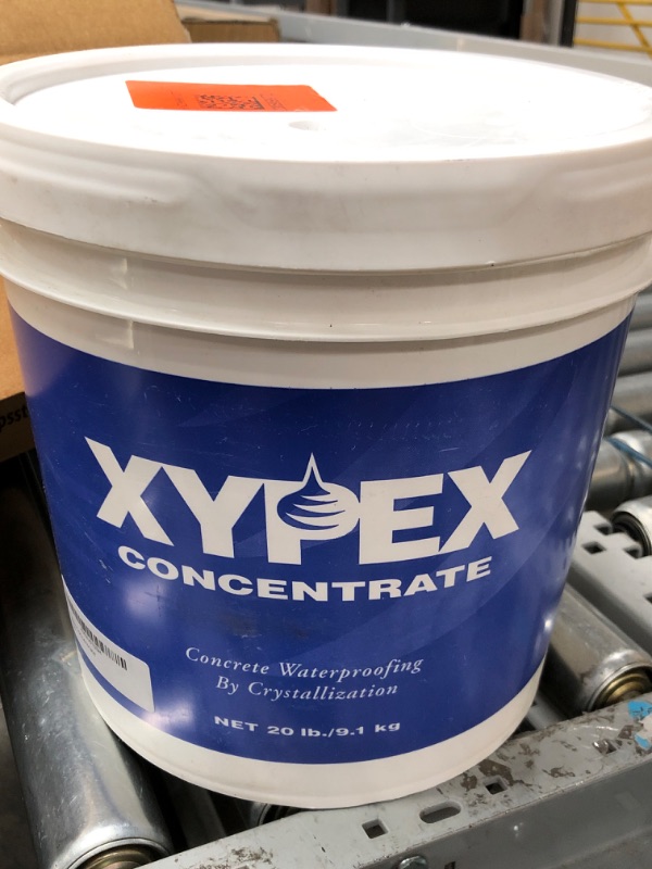 Photo 1 of 2 buckets of concrete 
20lb