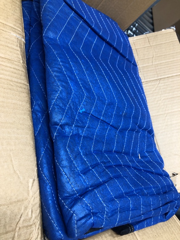 Photo 1 of 12 Moving Packing Blankets - 80 x 72 Inches (35 lb/dz) Heavy Duty Moving Pads for Protecting Furniture Professional Quilted Shipping Furniture Pads (Blue 12PCS)
Color Name:Blue 12PCS