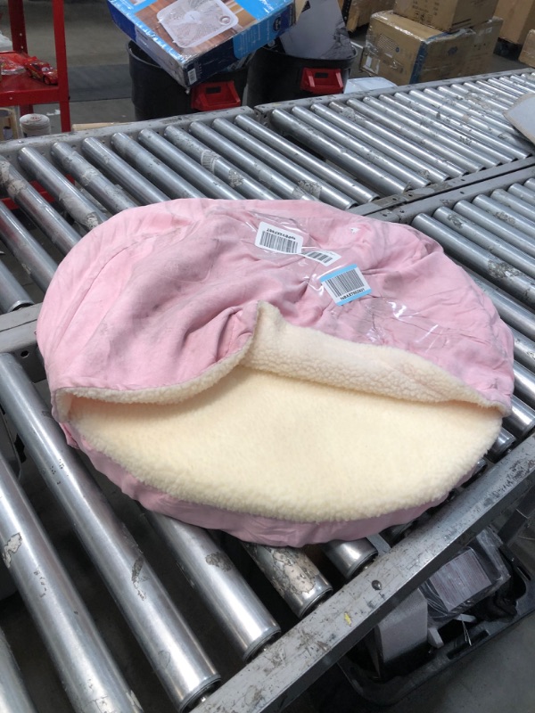 Photo 1 of 2' Round Dog Bed Pink 