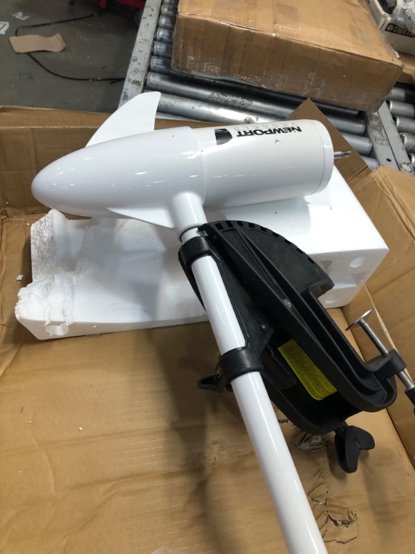 Photo 3 of ***Parts Only***Newport L-Series 86lb Thrust Transom Mounted Saltwater Electric Trolling Motor w/ LED Battery Indicator (40" Shaft) White and black