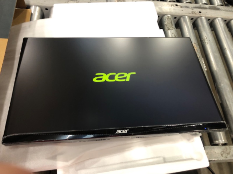 Photo 3 of Acer 23.8” Full HD 1920 x 1080 IPS Zero Frame Home Office Computer Monitor - 178° Wide View Angle - 16.7M - NTSC 72% Color Gamut - Low Blue Light - Tilt Compatible - VGA HDMI DVI R240HY bidx
