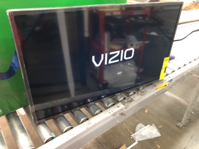 Photo 2 of VIZIO 32-inch D-Series Full HD 1080p Smart TV with Apple AirPlay and Chromecast Built-in, Alexa Compatibility, D32f-J04, 2022 Model 32 in 1080p Bezel