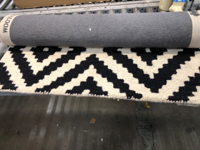 Photo 1 of 3'x5' Black/White Patterned Area Rug 