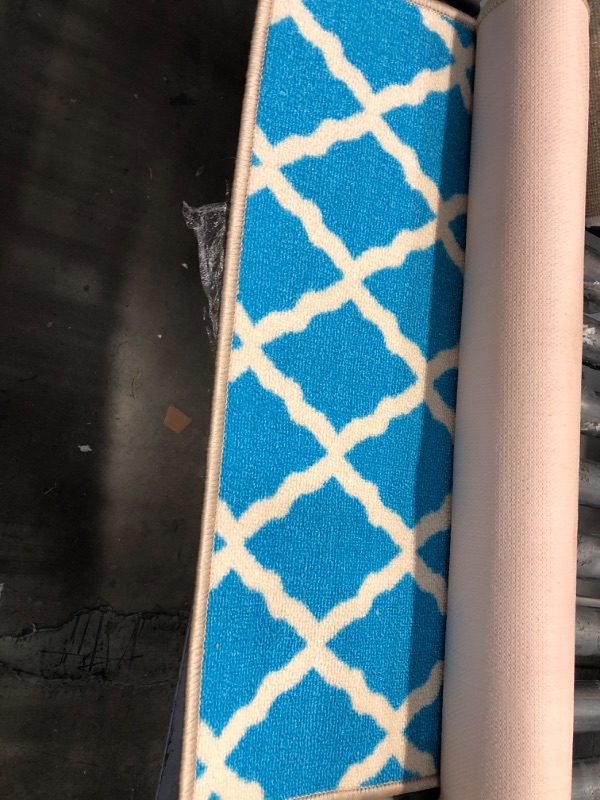 Photo 1 of 2'2"x6' Blue/Beige Patterned Rug 