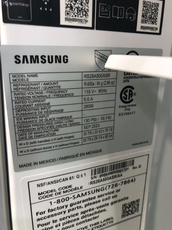 Photo 4 of Samsung 28-cu ft Smart Side-by-Side Refrigerator with Ice Maker (Fingerprint Resistant Stainless Steel)