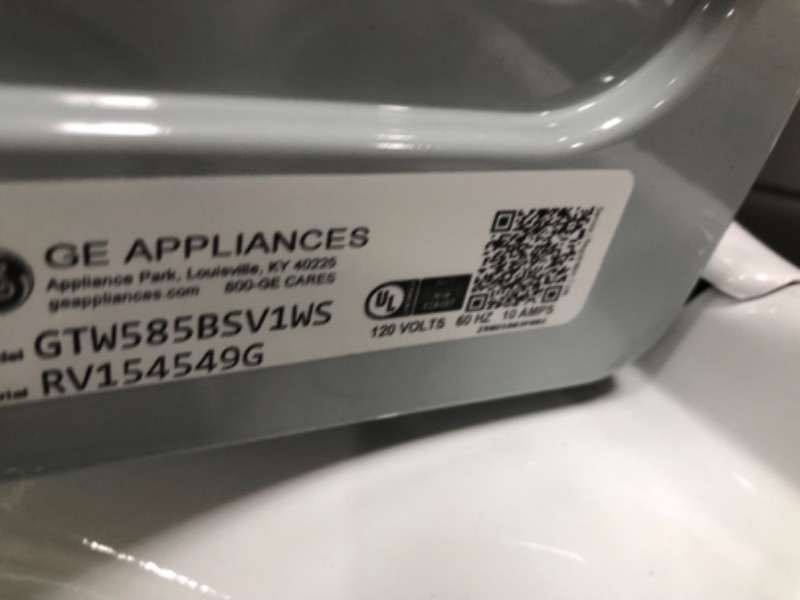 Photo 1 of GE 4.5-cu ft High Efficiency Agitator Top-Load Washer (White)
