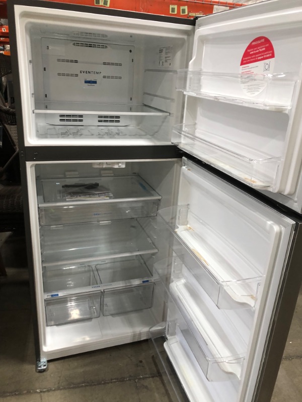 Photo 6 of DENTED/SCRATCHED DOOR**Frigidaire Garage-Ready 20-cu ft Top-Freezer Refrigerator (Fingerprint Resistant Stainless Steel)