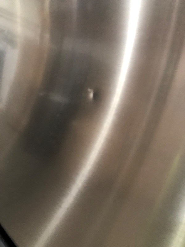 Photo 4 of DENTED/SCRATCHED DOOR**Frigidaire Garage-Ready 20-cu ft Top-Freezer Refrigerator (Fingerprint Resistant Stainless Steel)