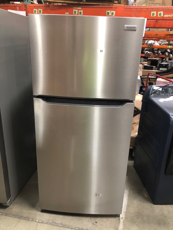 Photo 5 of DENTED/SCRATCHED DOOR**Frigidaire Garage-Ready 20-cu ft Top-Freezer Refrigerator (Fingerprint Resistant Stainless Steel)