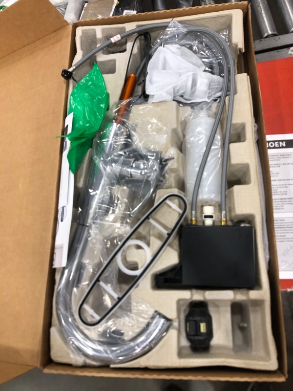 Photo 1 of Moen Essie Chrome One-Handle Pulldown Kitchen Faucet, 87014EWC Chrome Wave