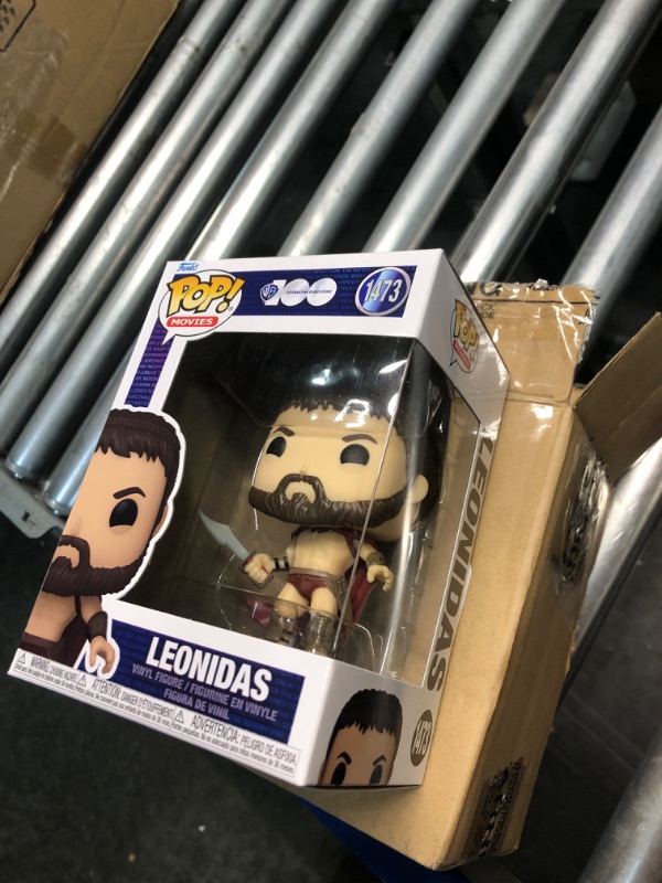 Photo 3 of Funko Pop! Movies: WB 100-300, Leonidas with Chase (Styles May Vary)