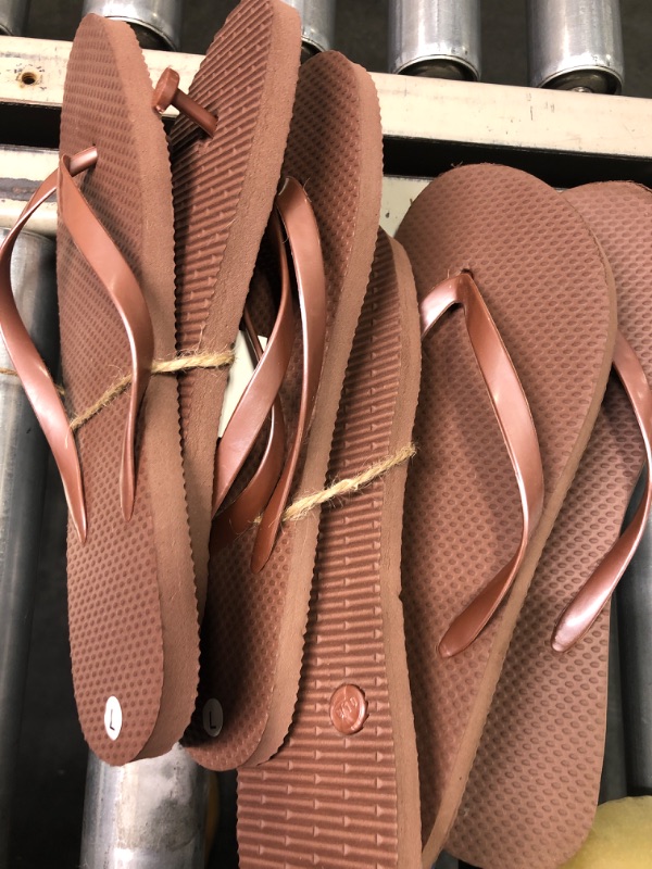 Photo 2 of ROSE GOLD FLIPFLOPS L-XL NO PRINT