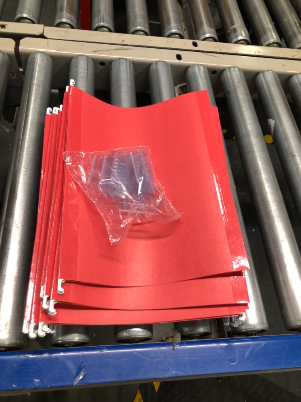 Photo 3 of Pendaflex Reinforced Hanging File Folders, 1/5 Tab, Letter Size, Red, 25/Box (PFX4152 1/5 RED)