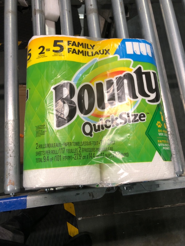 Photo 2 of Bounty Select-A-Size Paper Towels, White, 2 Triple Rolls = 6 Regular Rolls 2 Count (Pack of 1)