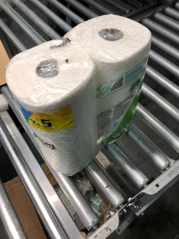 Photo 3 of Bounty Select-A-Size Paper Towels, White, 2 Triple Rolls = 6 Regular Rolls 2 Count (Pack of 1)