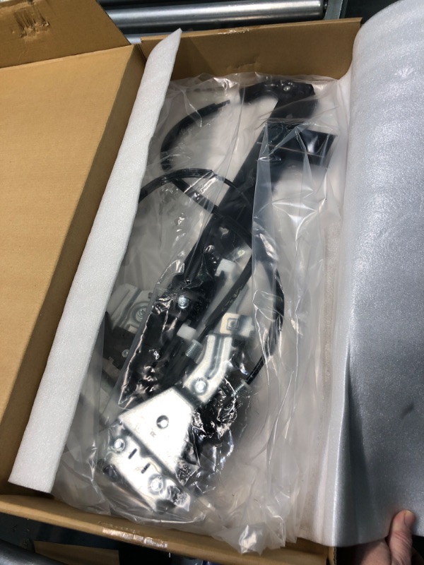 Photo 1 of A-Premium Power Window Regulator and Motor Assembly Replacement for Chevrolet Tahoe GMC Yukon 2000-2006 Cadillac Escalade 2002-2006 Rear Right Passenger Side Rear Passenger Side