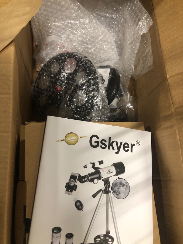 Photo 4 of Gskyer Telescope, 70mm Aperture 400mm AZ Mount Astronomical Refracting Telescope for Kids Beginners - Travel Telescope with Carry Bag, Phone Adapter and Wireless Remote