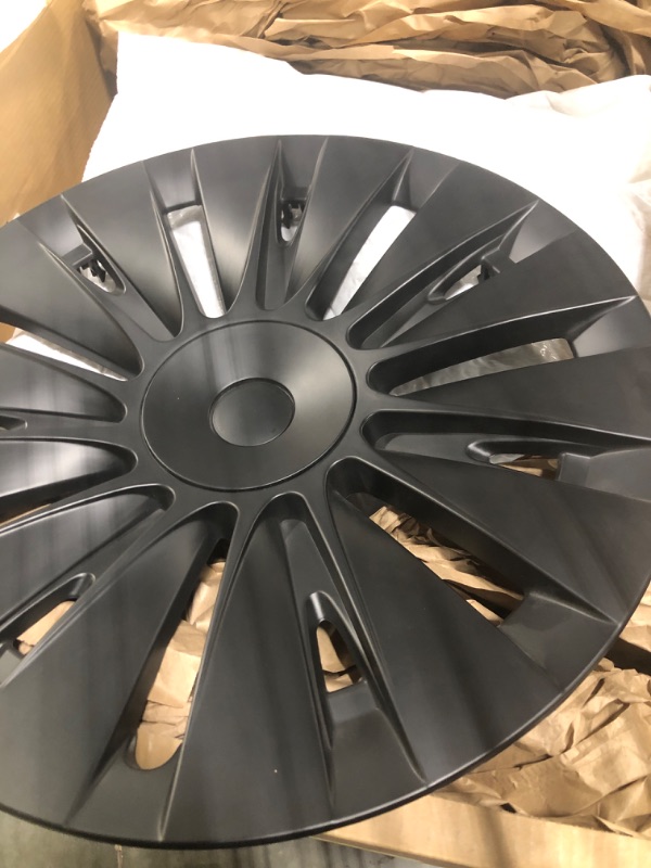 Photo 3 of Model Y Wheel Cover Hubcaps for Tesla 4PCS 19 inches Full Coverage Blade Hubcap Accessories for Tesla Model Y 19inch Blade Style