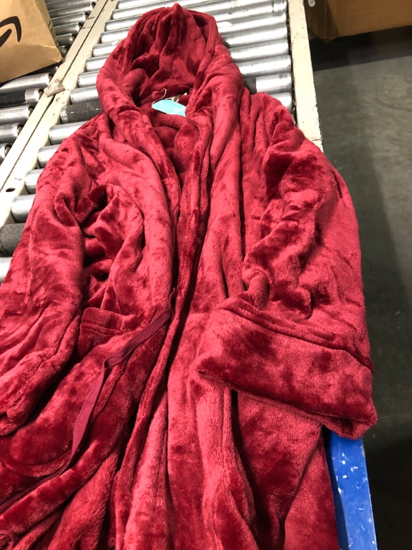 Photo 3 of Turquaz Plush Robes For Men, (Red) Soft Fuzzy Hooded Mens Bathrobes, Long Comfy Robe For Men. (Red). Size XXL
