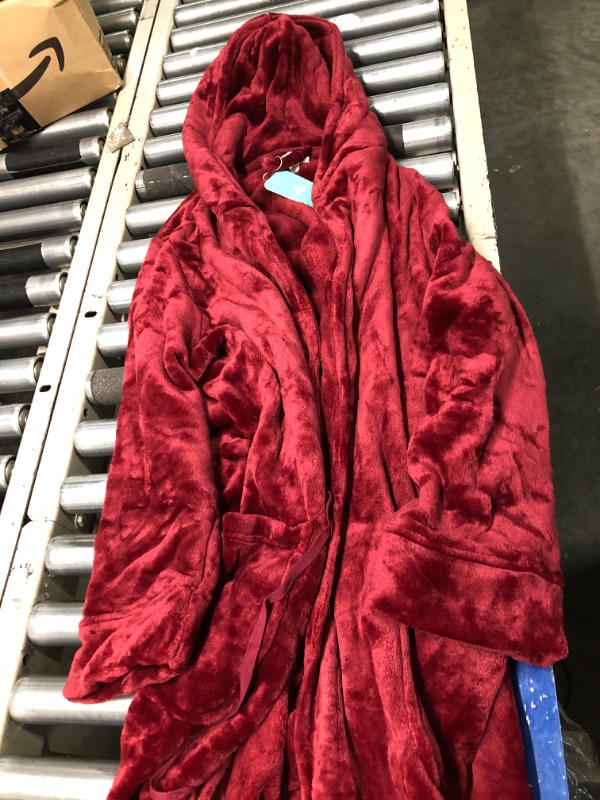 Photo 5 of Turquaz Plush Robes For Men, (Red) Soft Fuzzy Hooded Mens Bathrobes, Long Comfy Robe For Men. (Red). Size XXL
