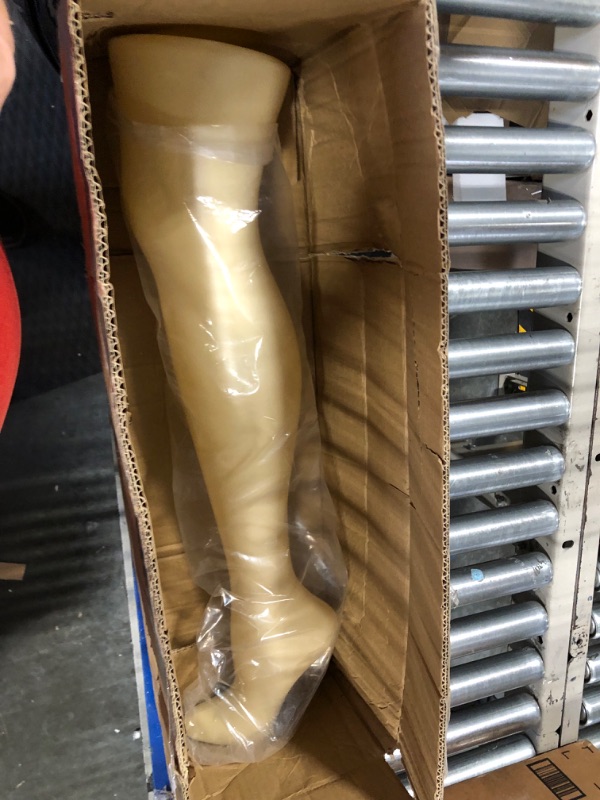 Photo 3 of Econoco Mannequin Leg For Display – Mannequin Leg, Commercial Female Standing Leg, Fleshtone, Plastic, Display Mannequin Leg