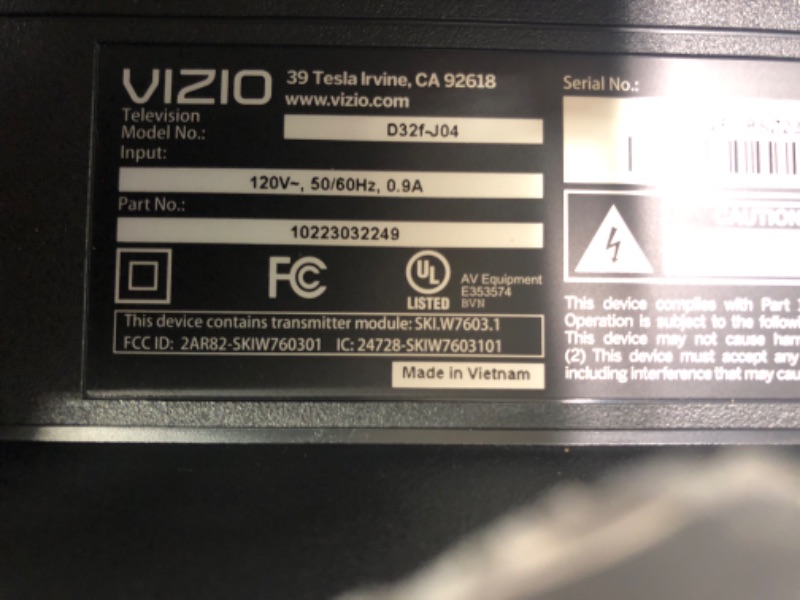 Photo 1 of VIZIO 32-inch D-Series Full HD 1080p Smart TV with Apple AirPlay and Chromecast Built-in, Alexa Compatibility, D32f-J04, 2022 Model 32 in 1080p Bezel