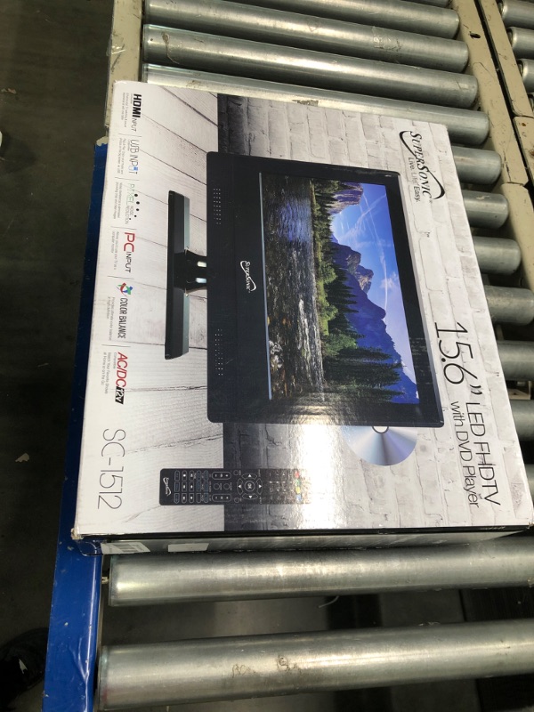 Photo 2 of SuperSonic SC-1512 LED Widescreen HDTV & Monitor 15.6", Built-in DVD Player with HDMI, USB, SD & AC/DC Input: DVD/CD/CDR High Resolution and Digital Noise Reduction 15 in