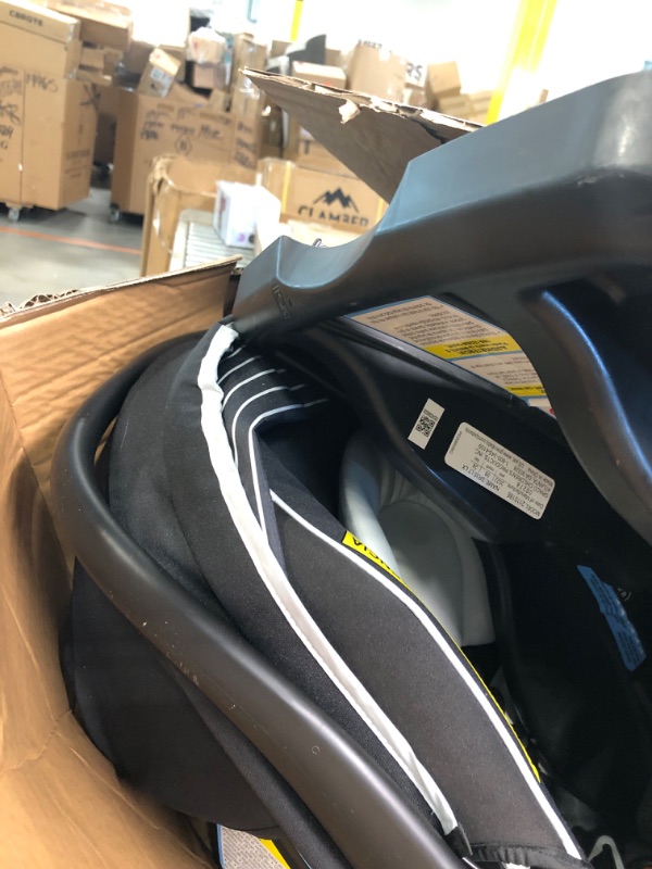 Photo 1 of Graco SnugRide 35 Lite LX Infant Car Seat, Studio SnugRide 1 Count (Pack of 1) Studio