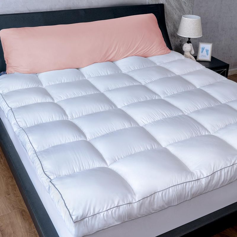 Photo 1 of 
Mattress Topper Queen, Cooling Plush Bed Thick Pillow Top Pad, Hotel Quality Down Alternative for Queen Size with Deep Pocket, Soft Feather Toppers
Color:Classic White