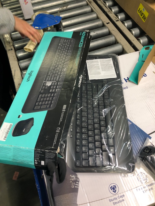 Photo 1 of Logitech MK540 Wireless Keyboard Mouse Combo 1 Pack