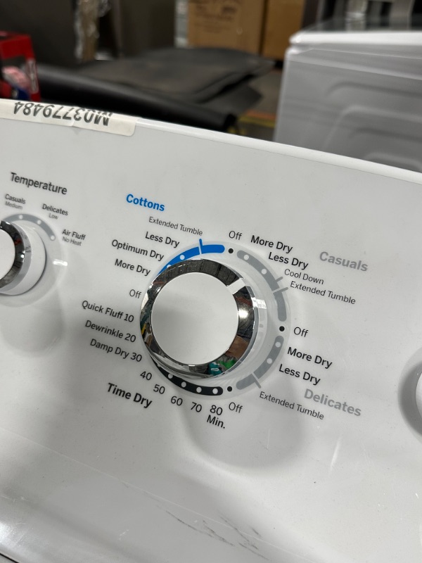 Photo 11 of GE 7.2-cu ft Electric Dryer (White)
*unable to test- product plug was unique* *minor scratch by control dial*