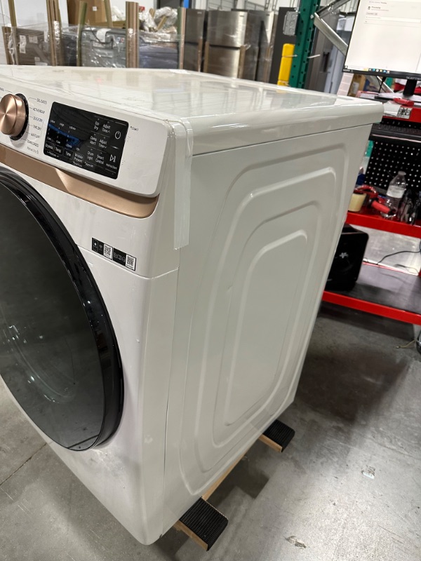 Photo 6 of Samsung 7.5-cu ft Stackable Steam Cycle Smart Electric Dryer (Ivory) ENERGY STAR
*no damage* *unable to test-needs to be hooked up to vent*