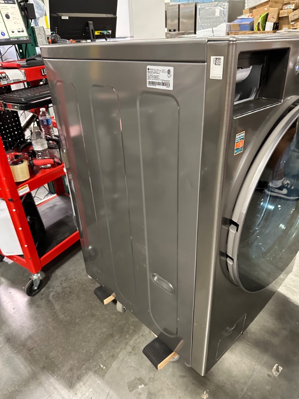 Photo 8 of LG TurboWash 360 4.5-cu ft High Efficiency Stackable Steam Cycle Smart Front-Load Washer (Graphite Steel) ENERGY STAR
*no damage* *missing door for soap-view picture*