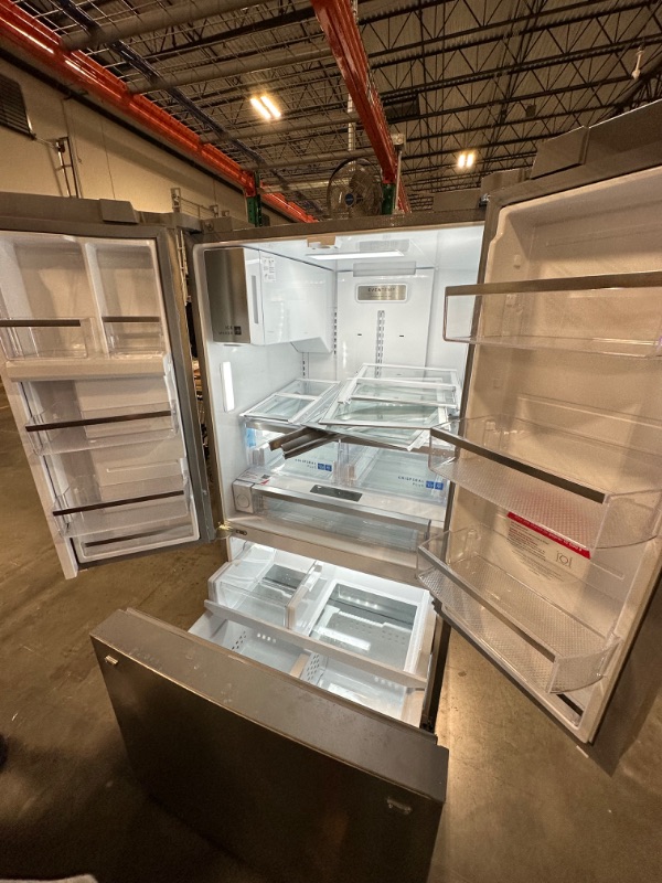Photo 8 of Frigidaire Gallery 27.8-cu ft French Door Refrigerator with Dual Ice Maker (Fingerprint Resistant Stainless Steel) ENERGY STAR
*per notes no damage* *door handles included - needs to be assembles- scratches on door handles*